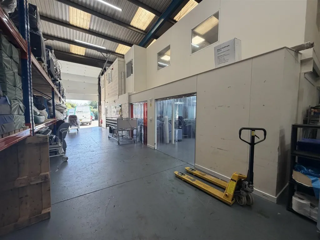 Victoria Road, Avonmouth, Bristol, BS11 9DB, photo 2