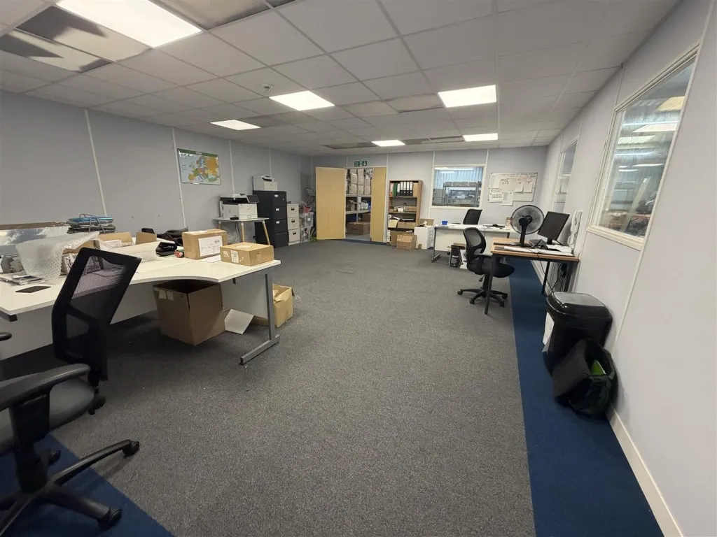 Victoria Road, Avonmouth, Bristol, BS11 9DB, photo 4