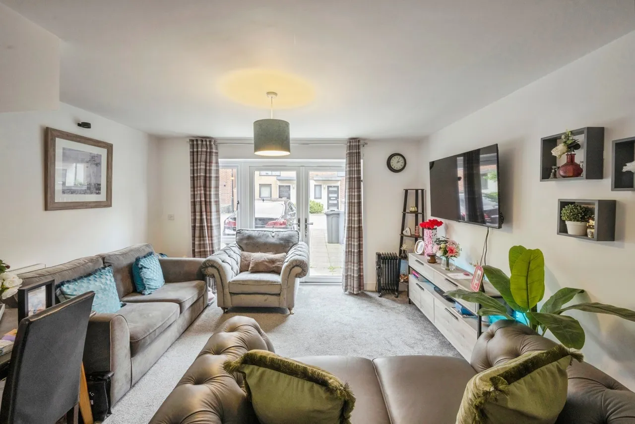 College Road, Doncaster, South Yorkshire, DN1, photo 9