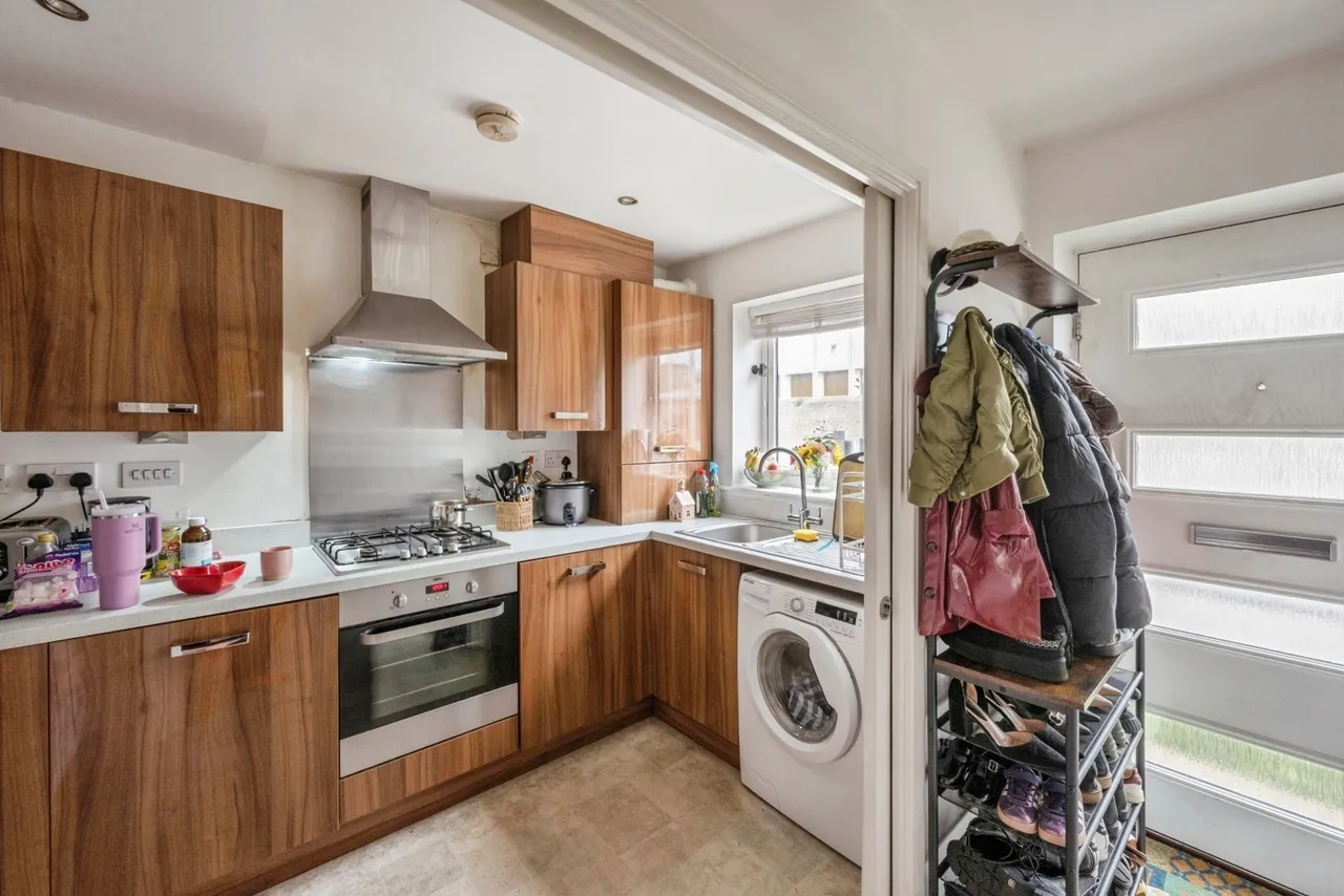 College Road, Doncaster, South Yorkshire, DN1, photo 6