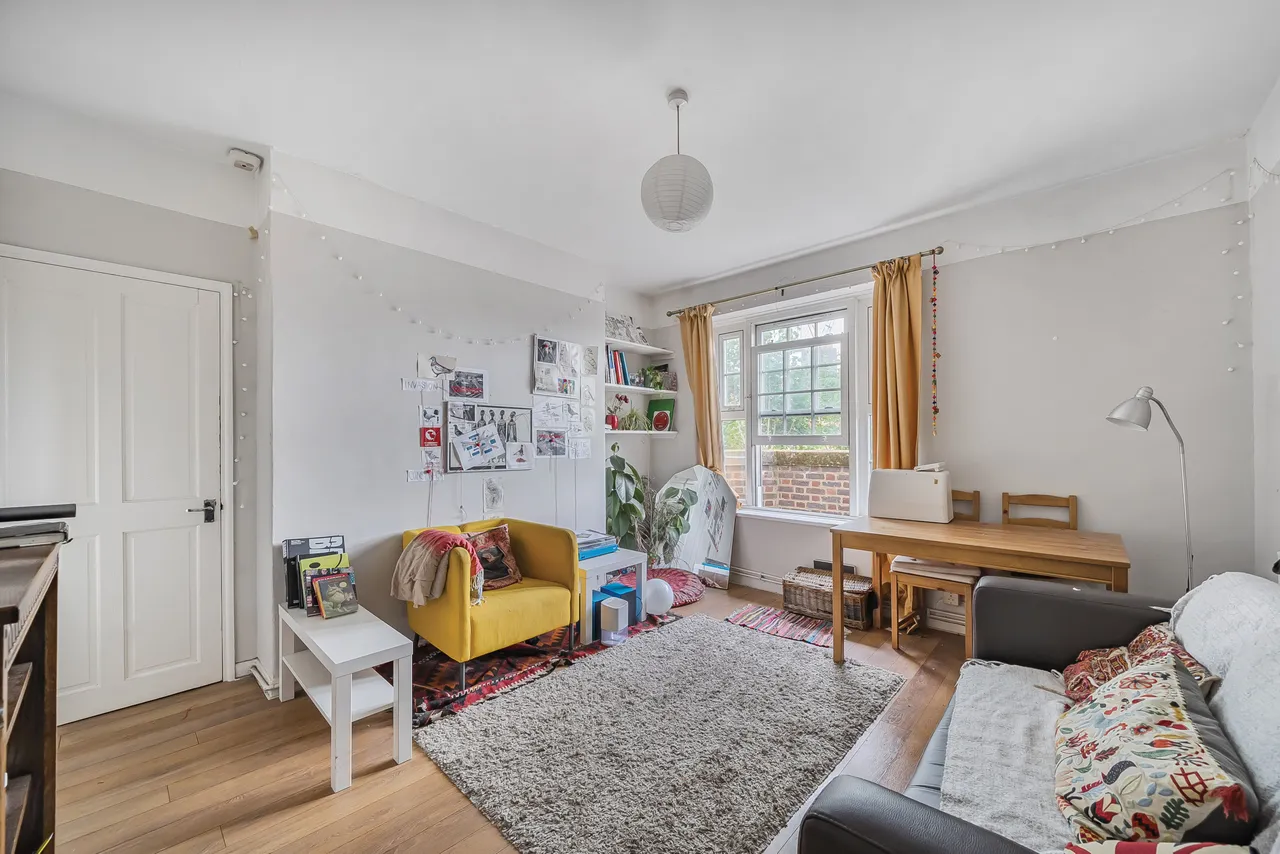 48 Cardiff House, Peckham Park Road, London, photo 4