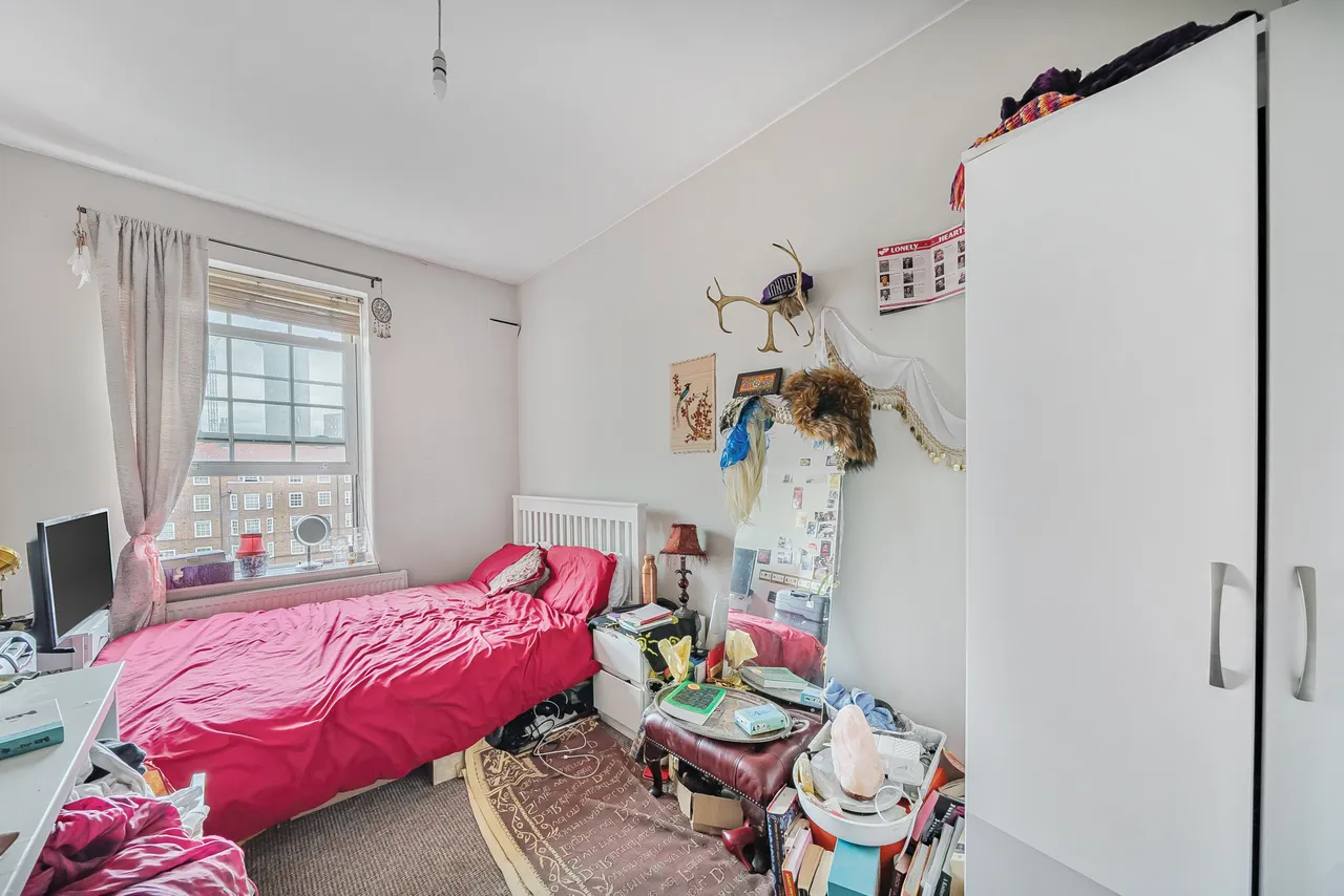 48 Cardiff House, Peckham Park Road, London, photo 6