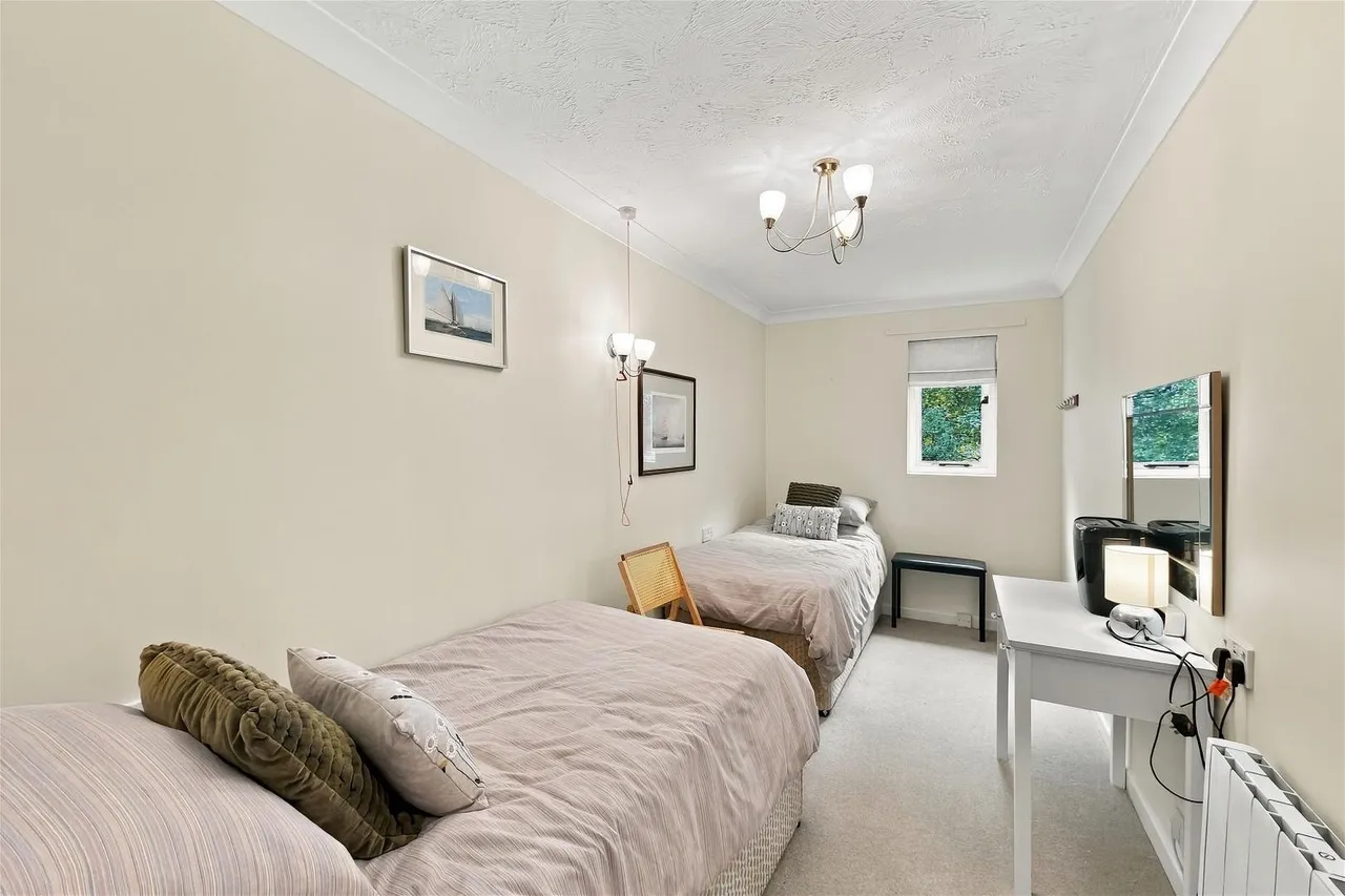 Ashley Road, Altrincham, WA14, photo 11