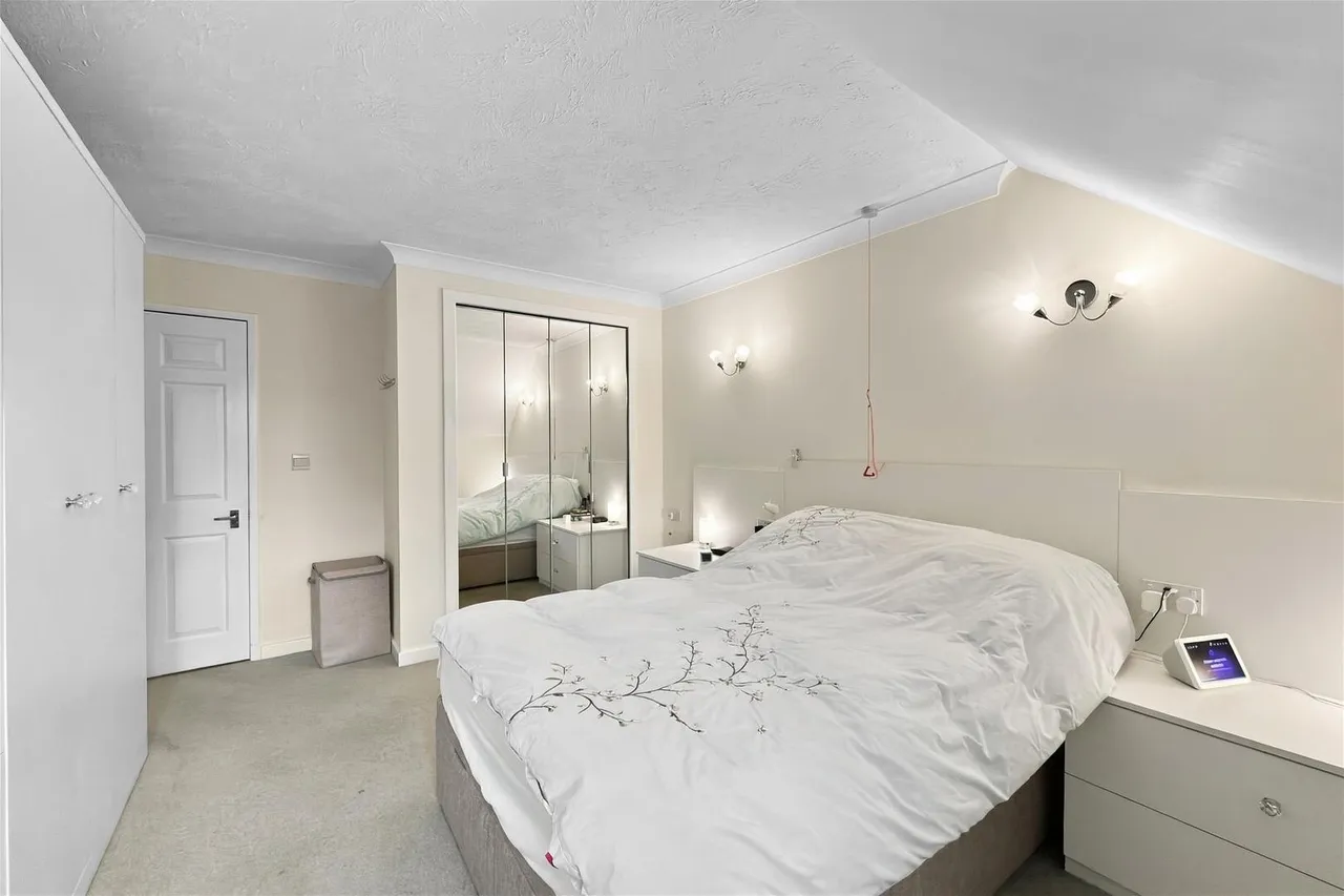 Ashley Road, Altrincham, WA14, photo 10