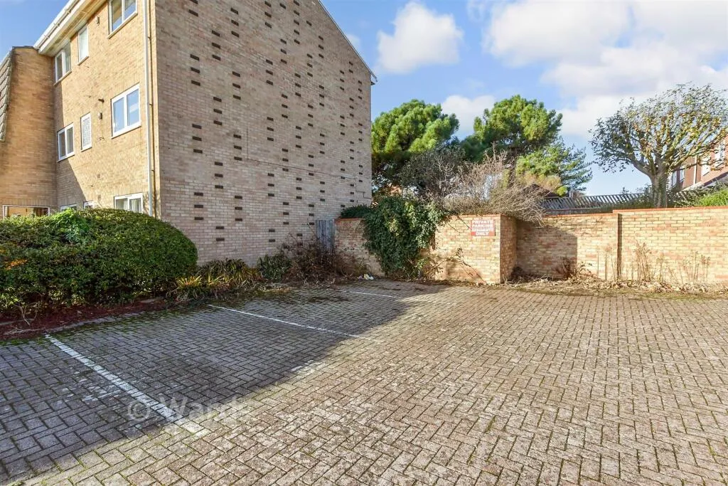Copperhurst Walk, Margate, CT9, photo 11