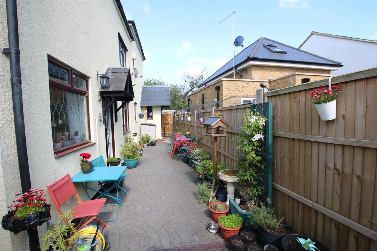 Oak Road, Leatherhead, KT22, photo 12