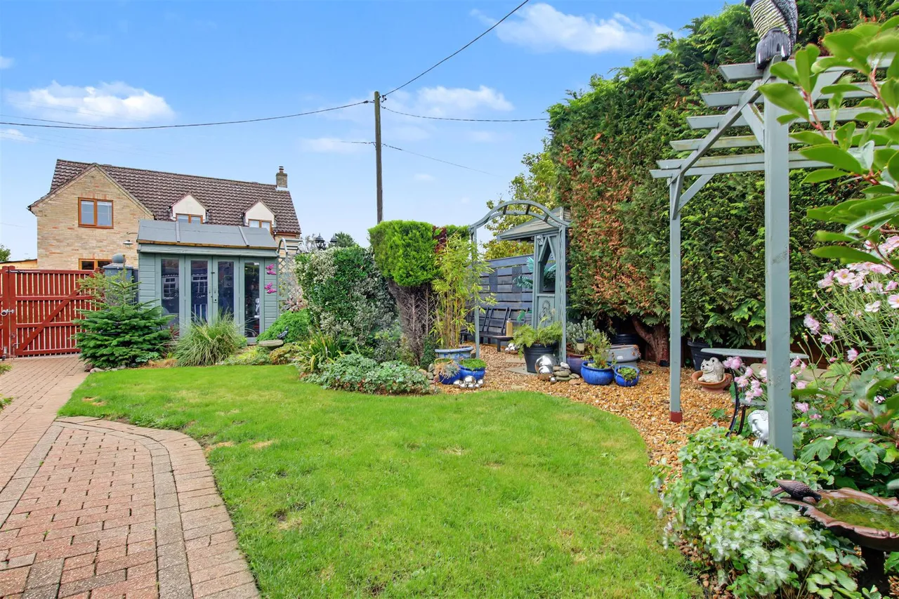 Aldreth Road, Haddenham, CB6, photo 17
