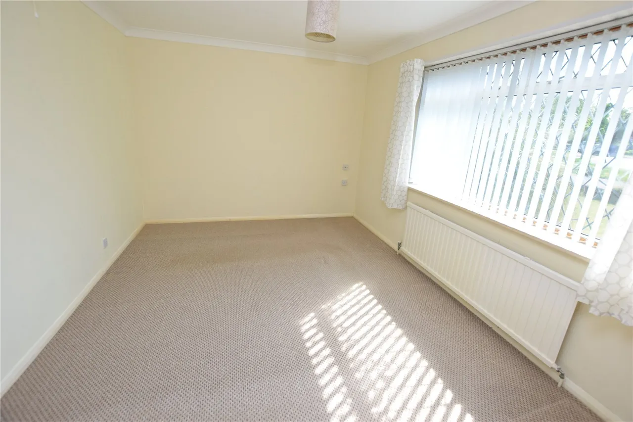 Hilder Gardens, Farnborough, Hampshire, GU14 7BQ, photo 8