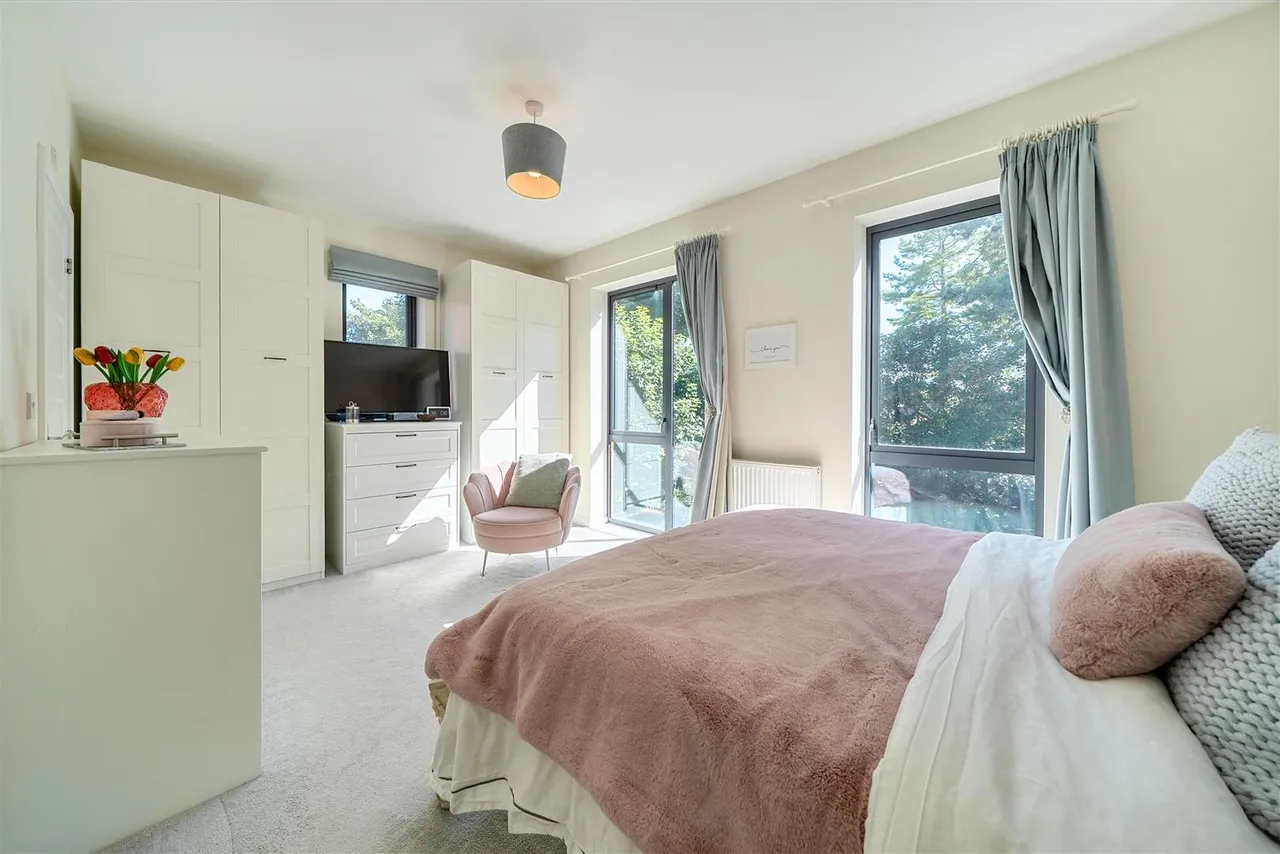 Zachary Close, Coulsdon, CR5, photo 11