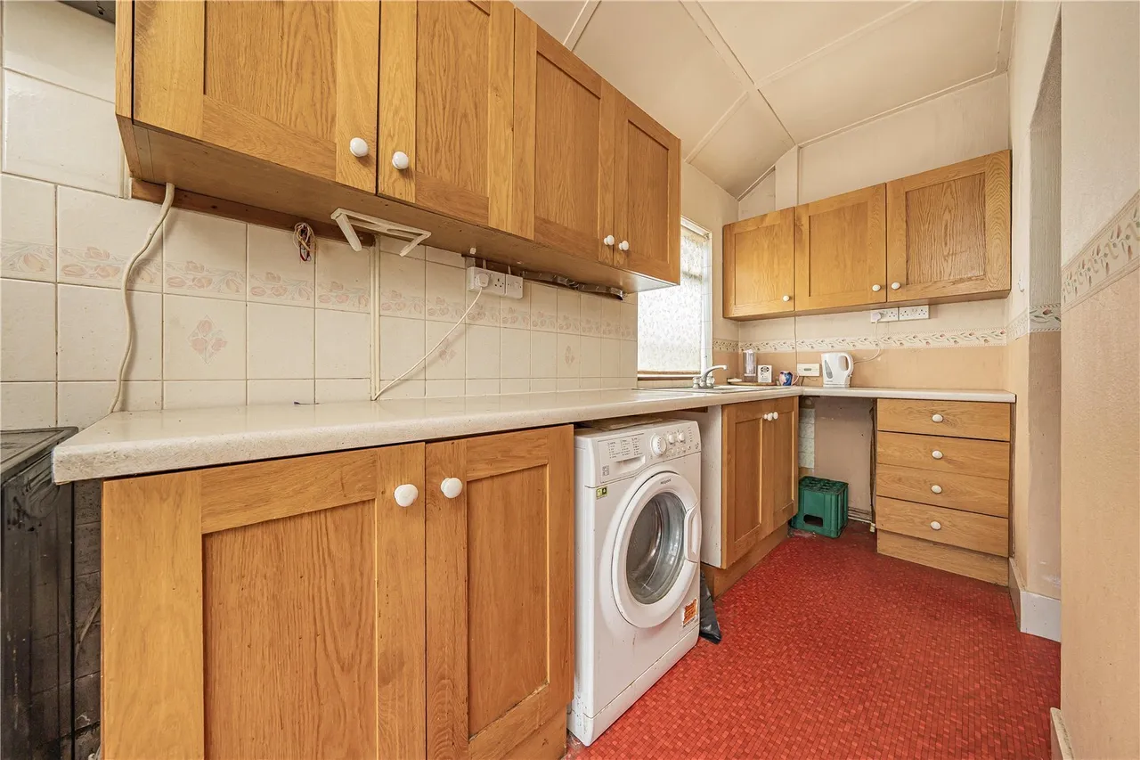 Colne Avenue, West Drayton, UB7, photo 6