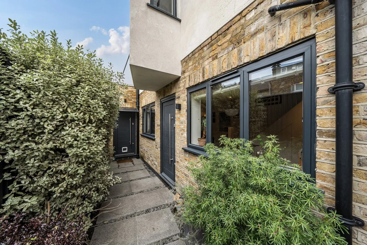 Lamington Mews, SE6, photo 14