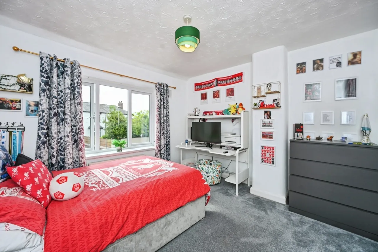 St. Marys Road, Penketh, Warrington, Cheshire, WA5, photo 14