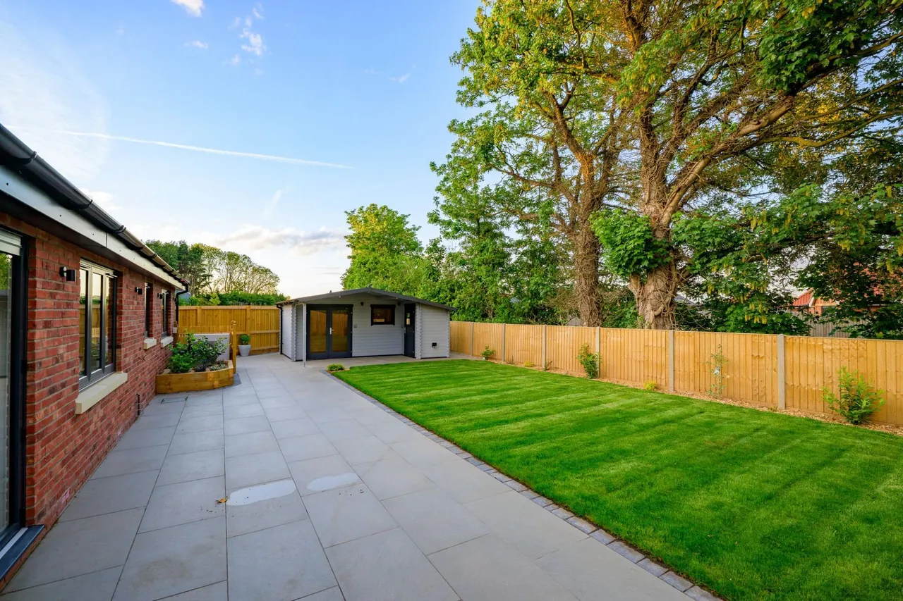 Pinder Gate, Kirton Holme, PE20, photo 26