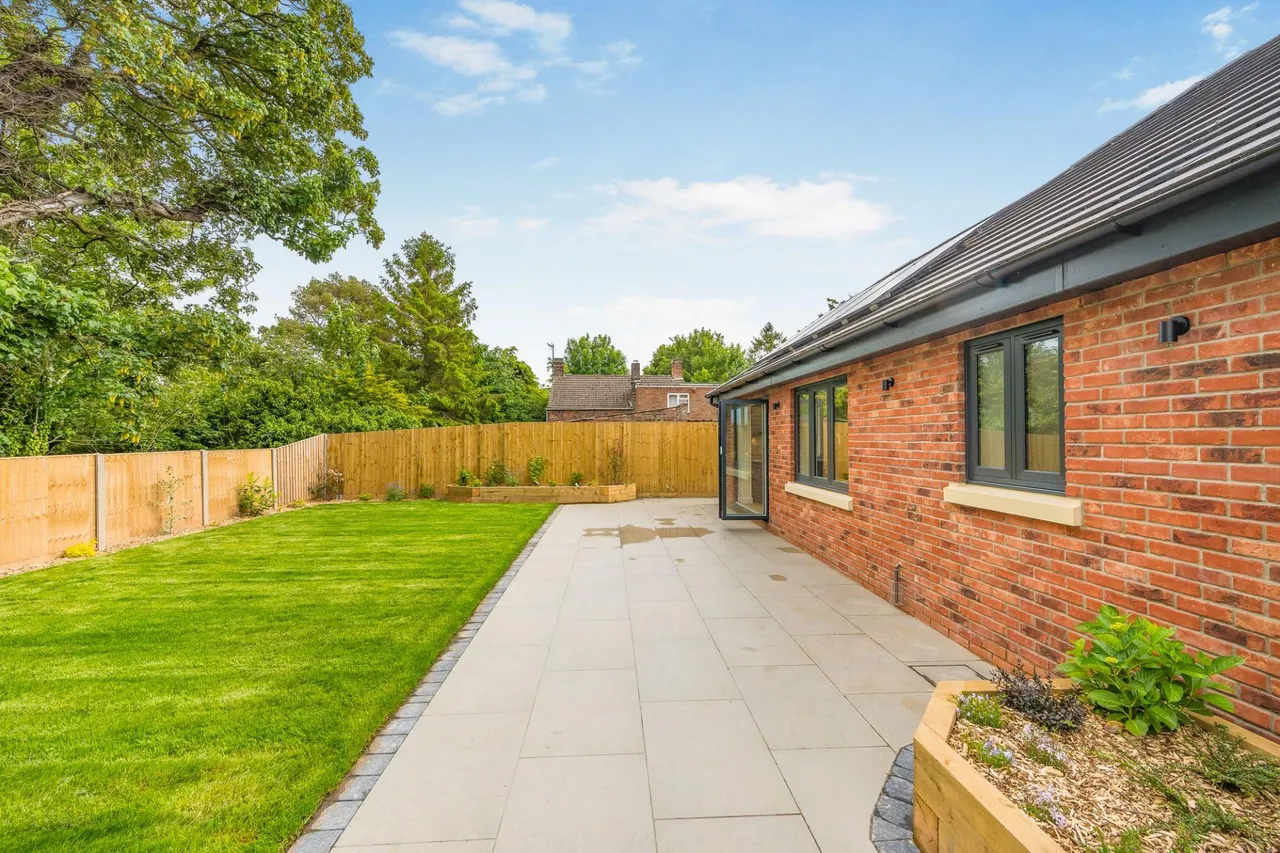 Pinder Gate, Kirton Holme, PE20, photo 25