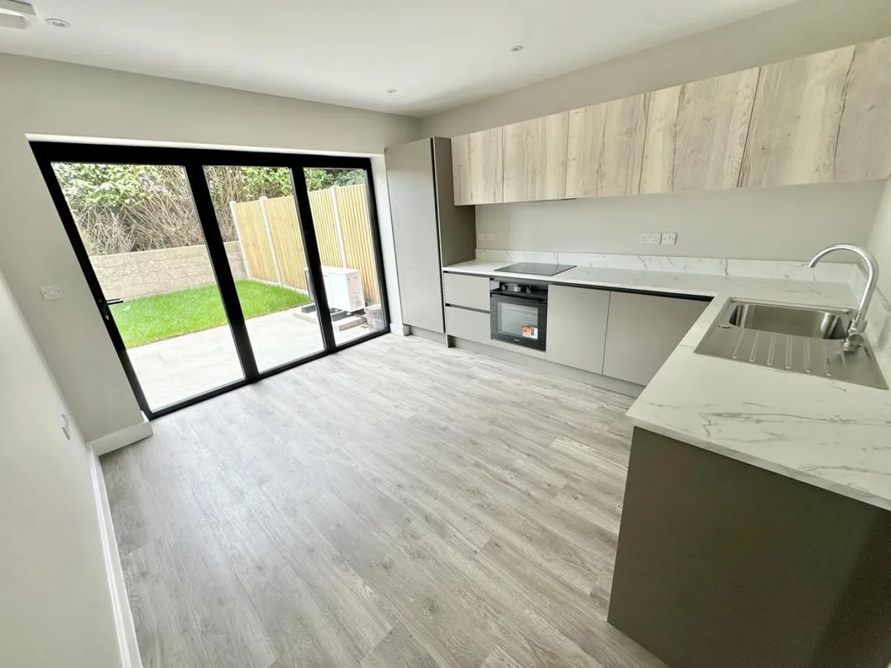 Brixey Road, BH12, photo 2