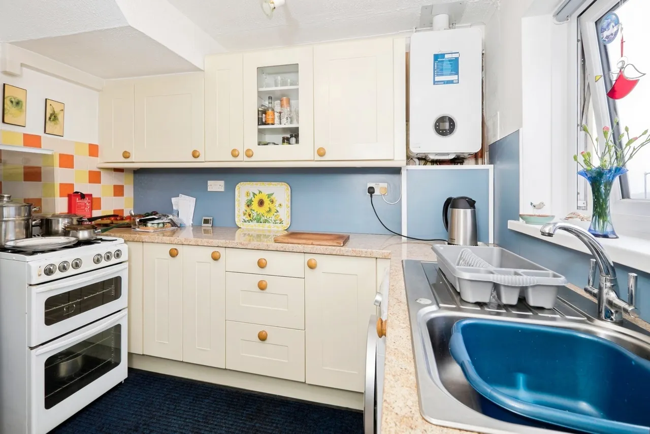 Faugan Road, Newlyn, TR18, photo 8