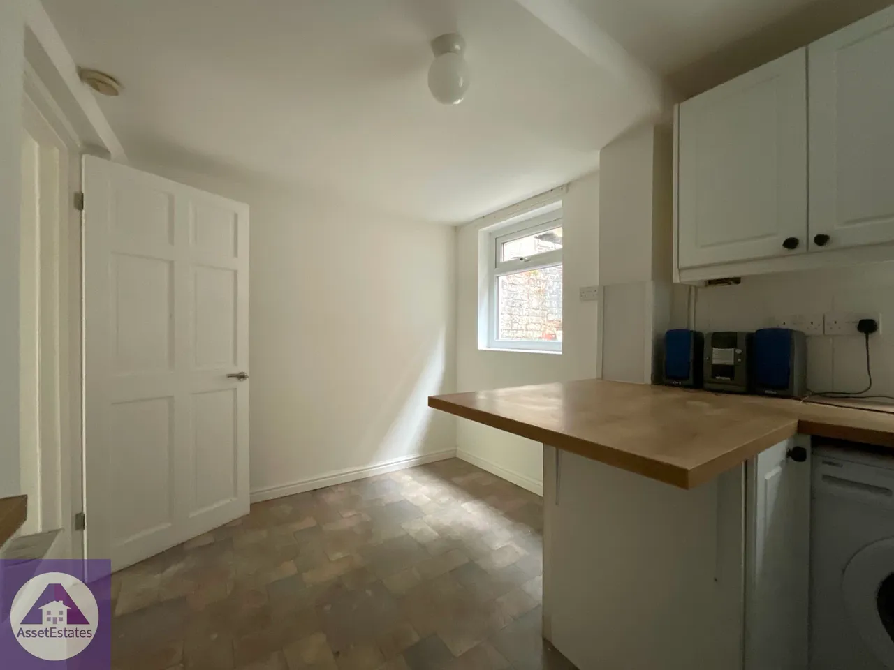 Victoria Road, Six Bells, Abertillery, photo 13