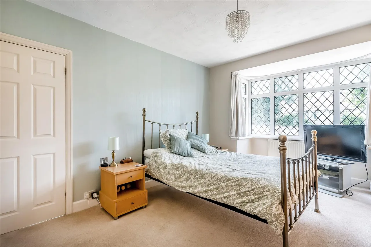 The Street, Fetcham, KT22, photo 8