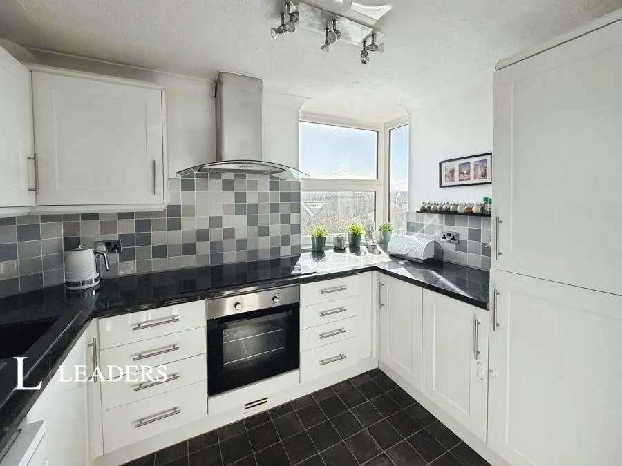 Shelley Road, Worthing, BN11, photo 3