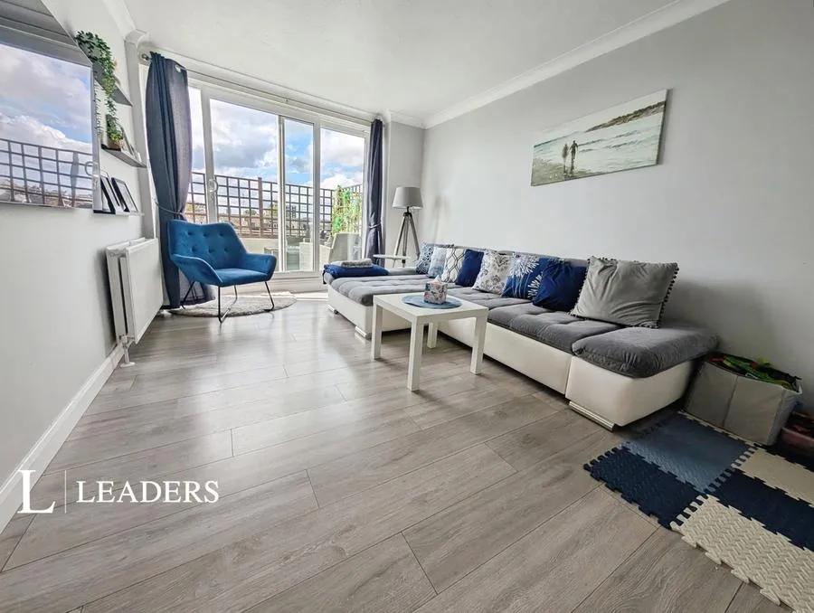 Shelley Road, Worthing, BN11, photo 12