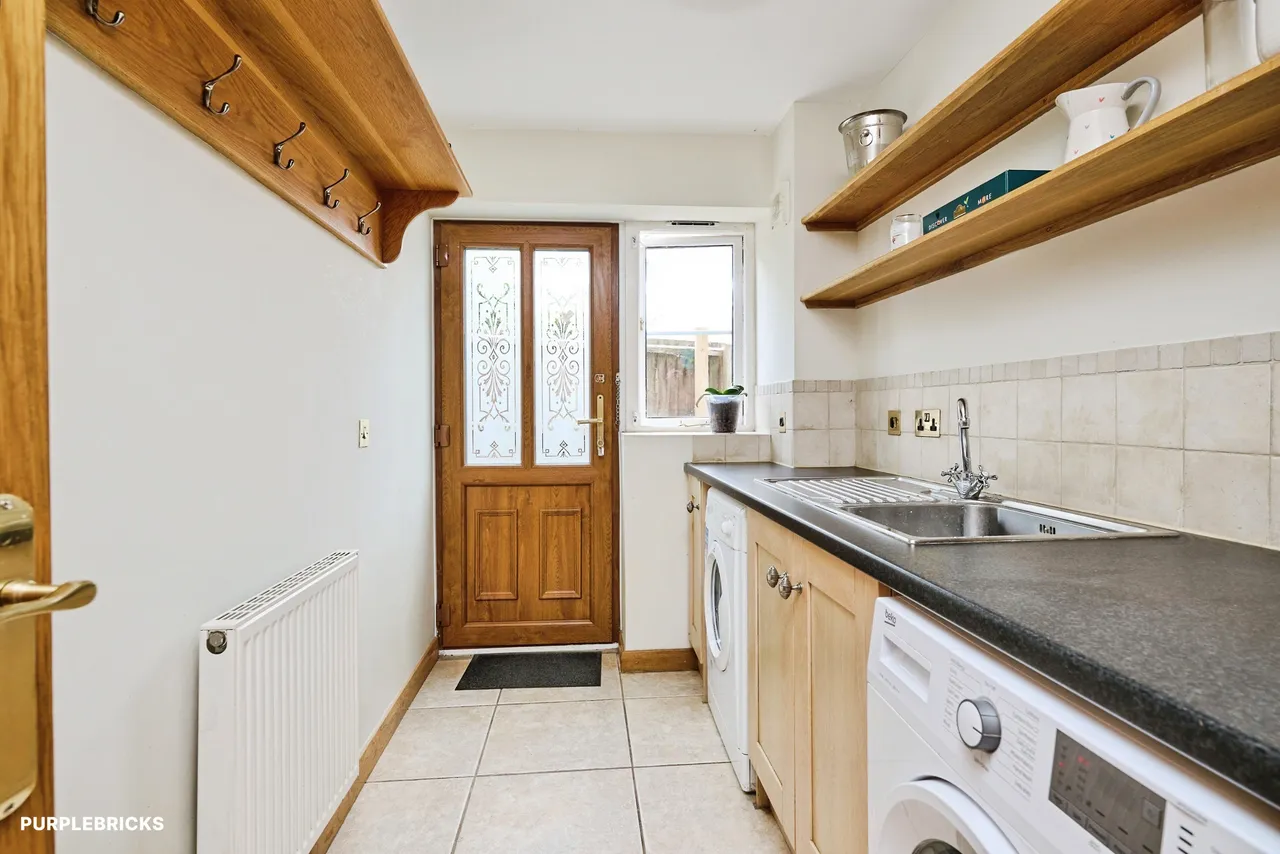 Main Street, Ashley, LE16, photo 11