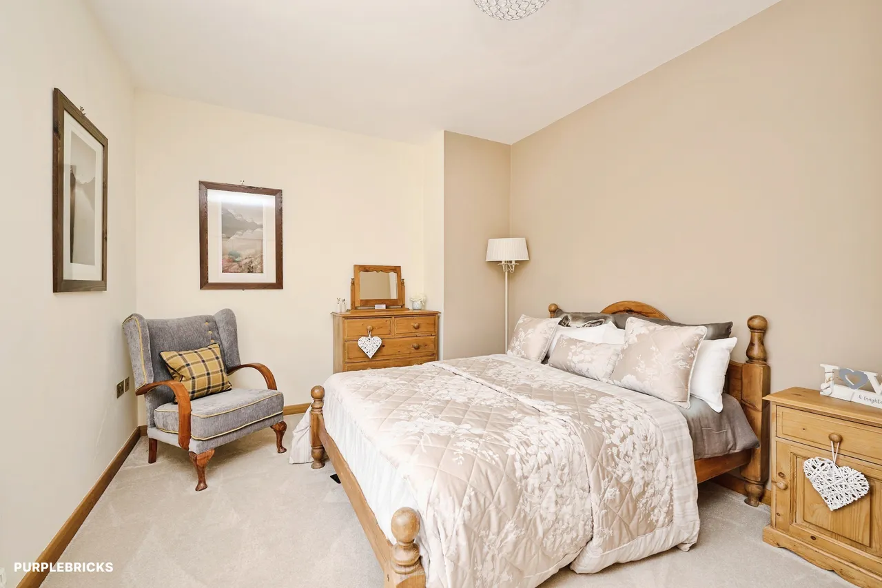 Main Street, Ashley, LE16, photo 13