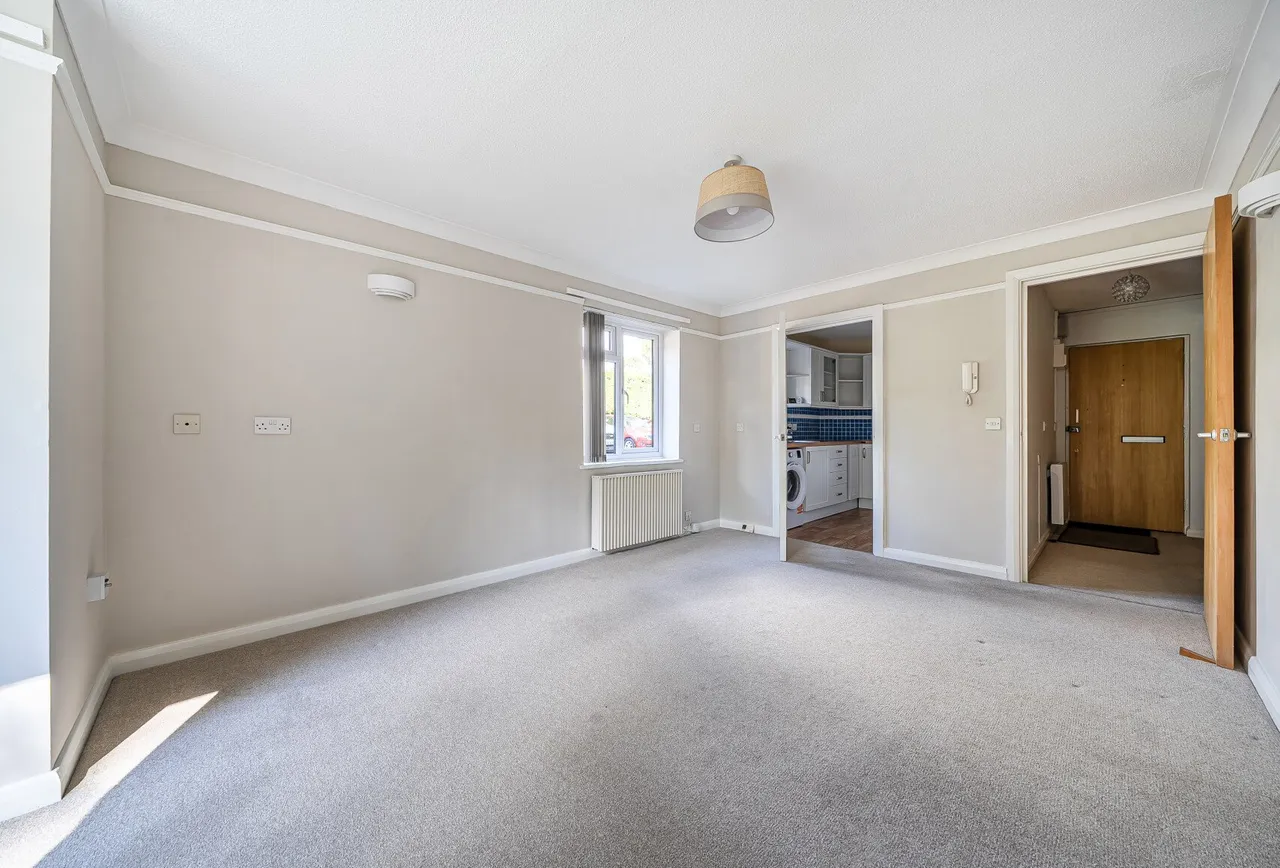 Holme Grange, Kent, Rusthall Road, TN4 8RF, photo 2