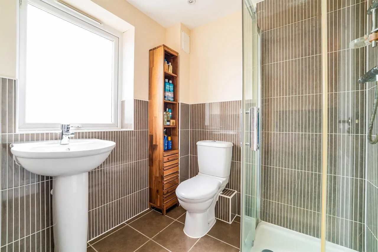 Over Drive, Patchway, BRISTOL, photo 6