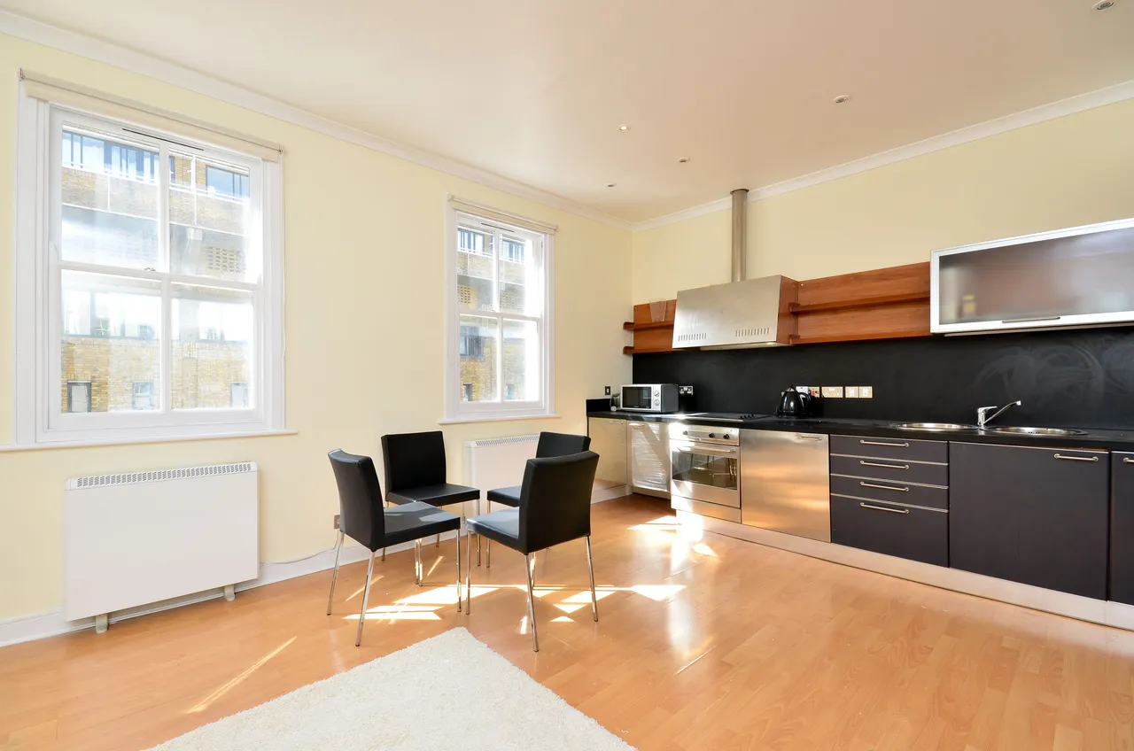 Flat 4, 64-66 Pembroke Road, London, photo 2