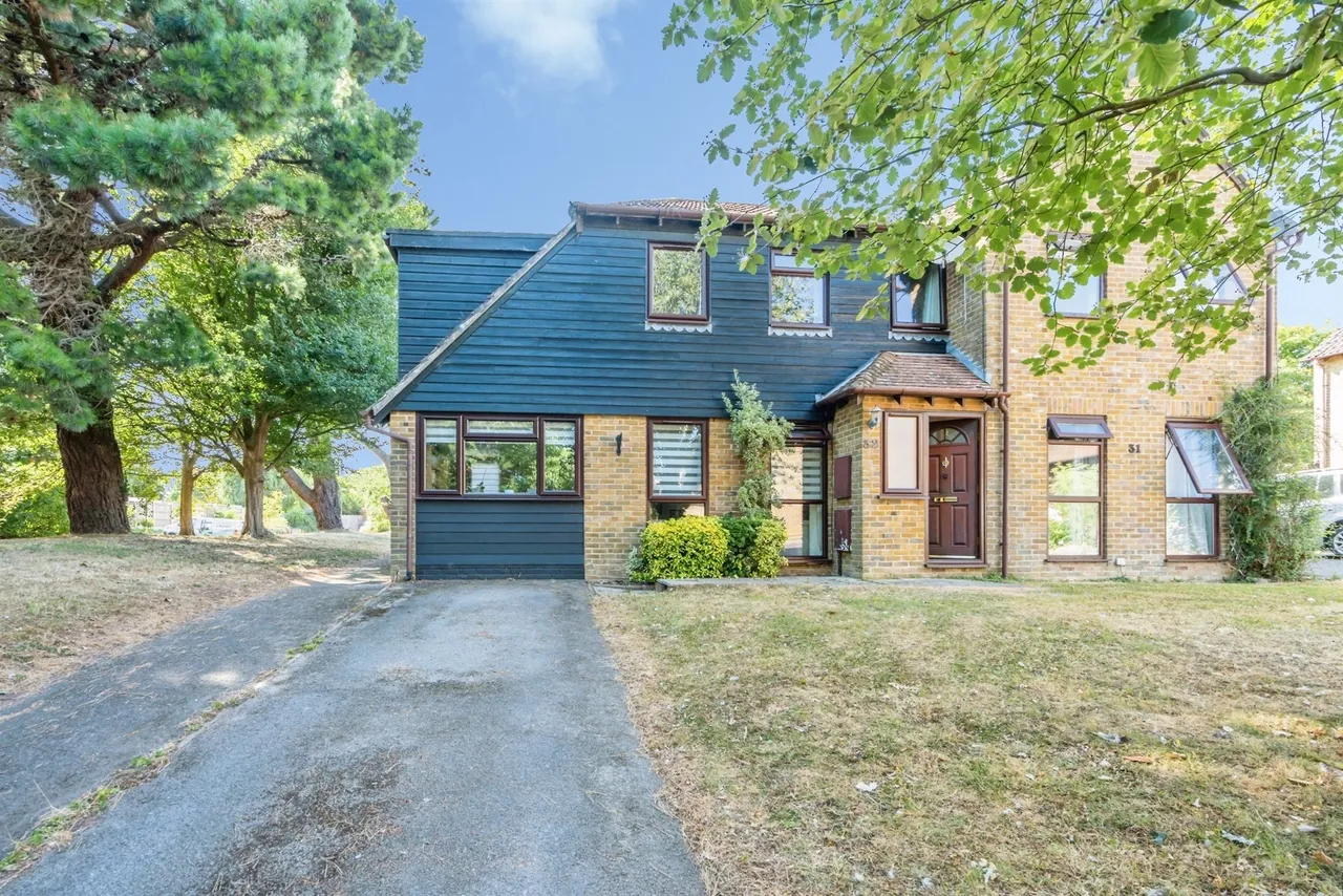 The Pines, Yapton, photo 2