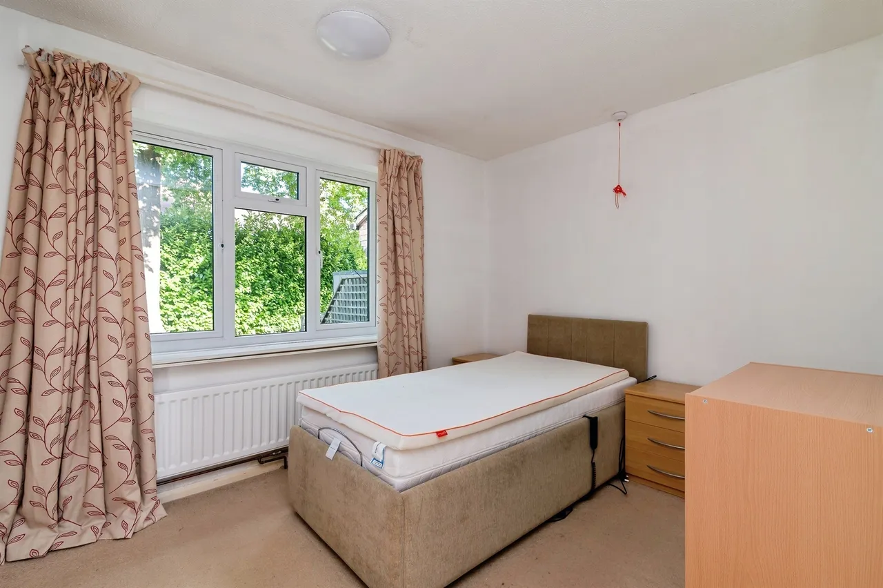 Rosemary Close, Nottingham, NG8, photo 9