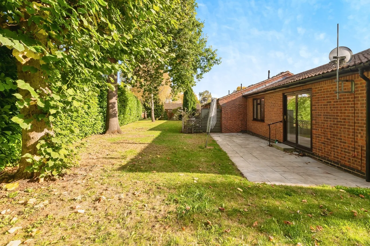 Rosemary Close, Nottingham, NG8, photo 16