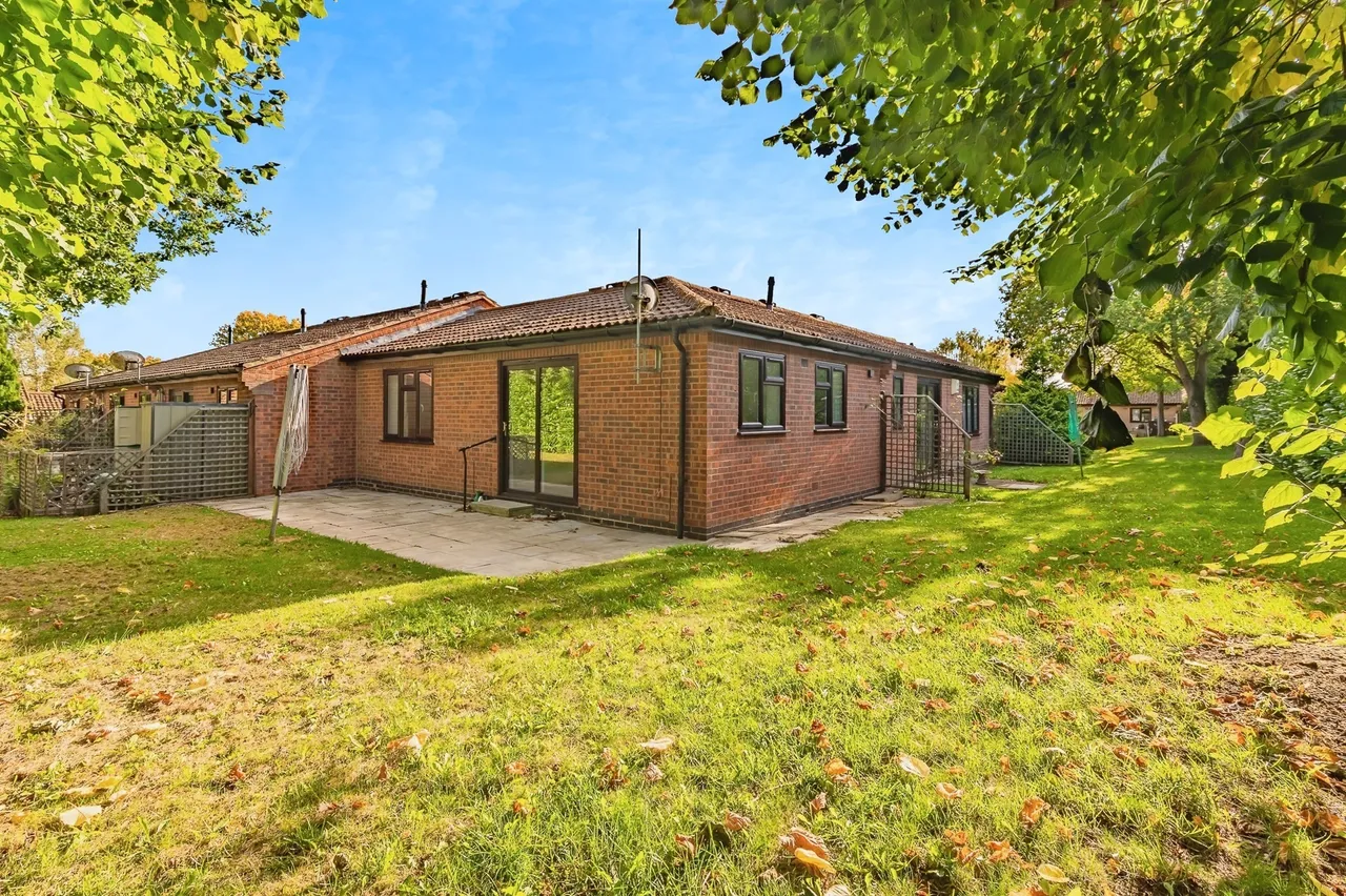 Rosemary Close, Nottingham, NG8, photo 15