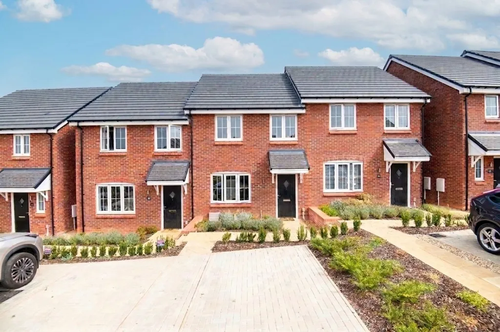 3 bed house for sale, Spindleberry Avenue, Wellingborough, NN8