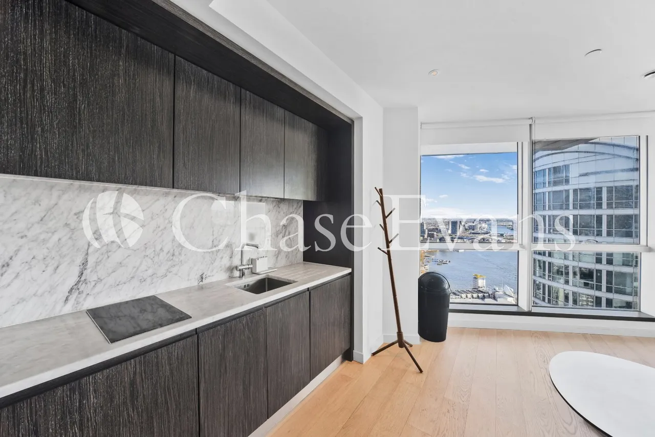 Charrington Tower, Providence Wharf, 11 Biscayne Avenue, Canary Wharf, London, E14, photo 3