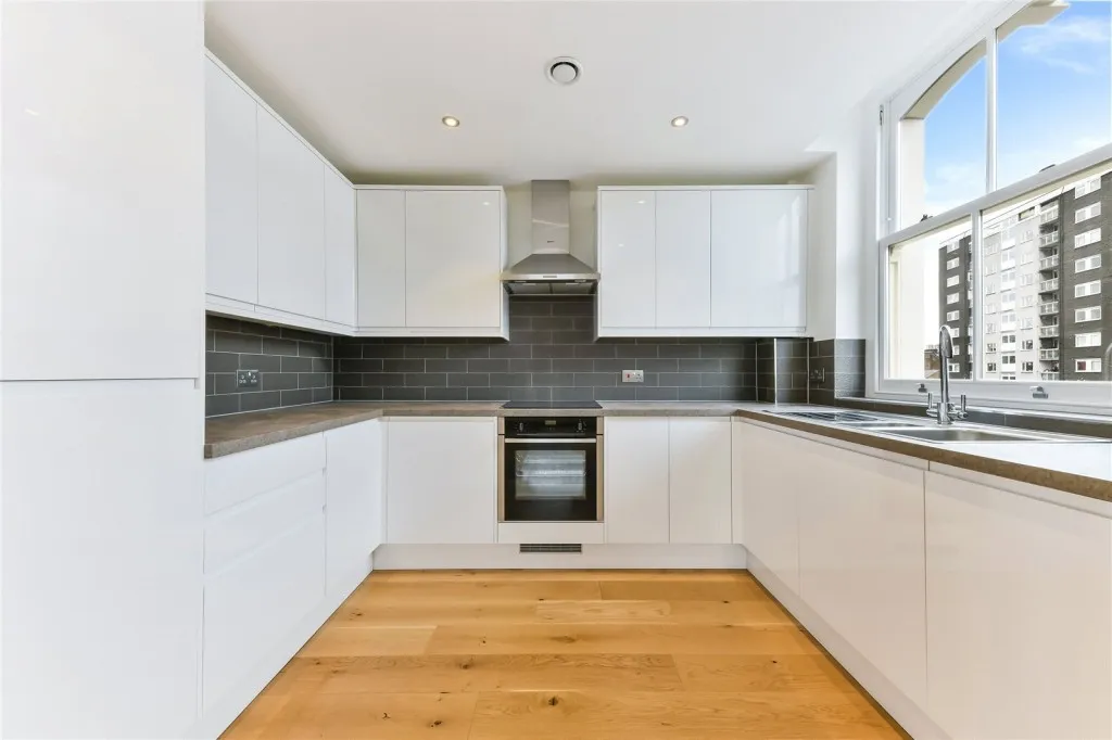 Goldhawk Road, London, photo 6