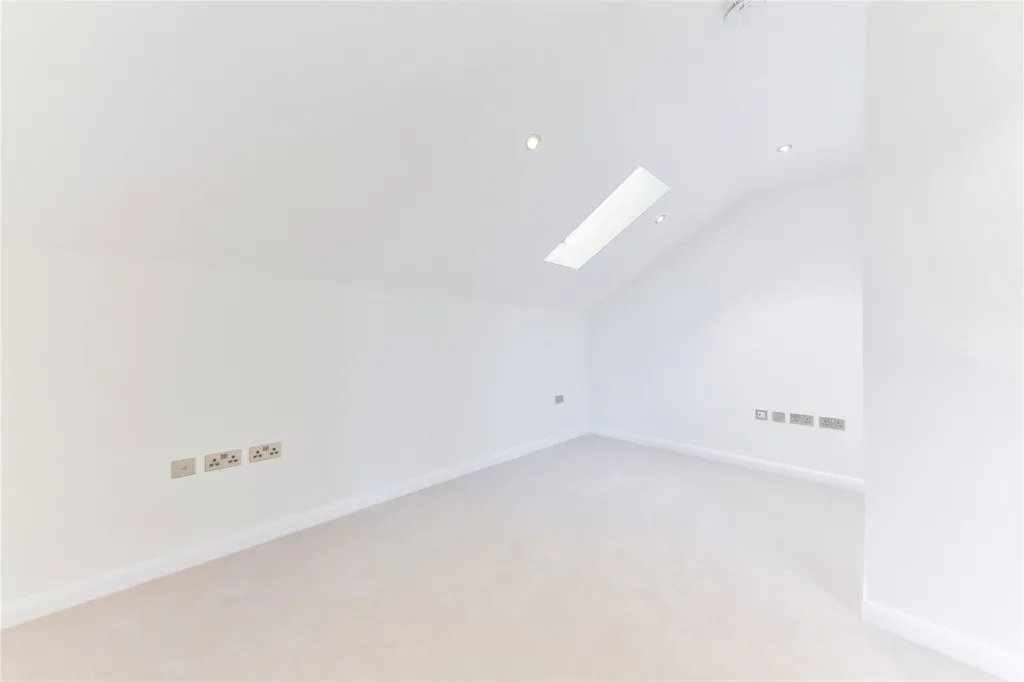 Goldhawk Road, London, photo 15