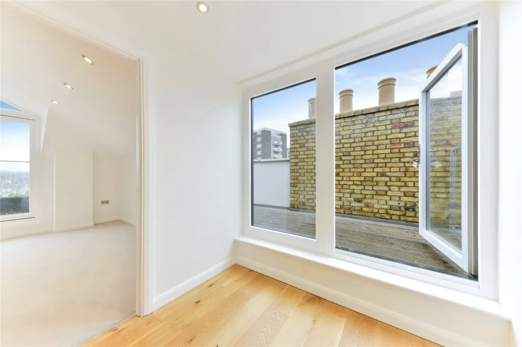Goldhawk Road, London, photo 14