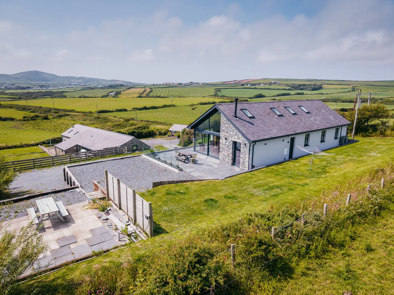 4 bed house for sale, Geufron House, Aberdaron, LL53