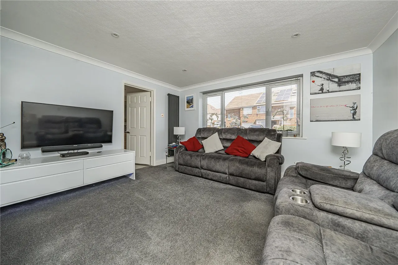 Fairway Avenue, West Drayton, UB7, photo 2