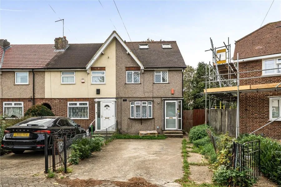3 bed house for sale, Collingwood Road, Uxbridge, UB8