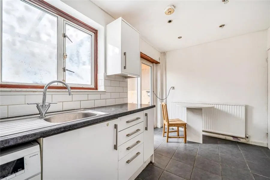 Collingwood Road, Uxbridge, UB8, photo 22