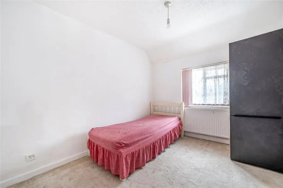 Collingwood Road, Uxbridge, UB8, photo 18
