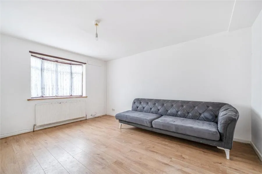 Collingwood Road, Uxbridge, UB8, photo 2
