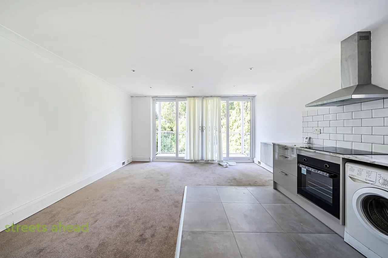 Averil Grove, London, SW16, photo 13