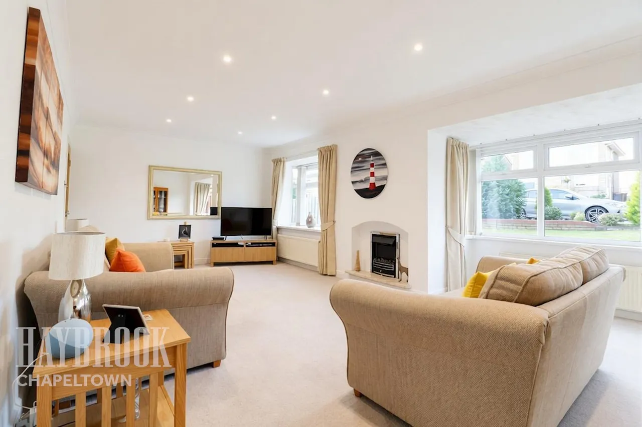 Wentworth Close, Thorpe Hesley, photo 3