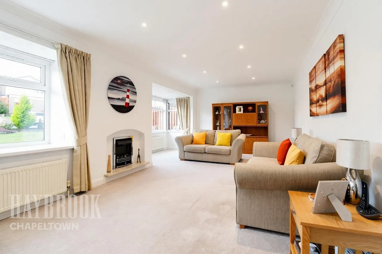 Wentworth Close, Thorpe Hesley, photo 14