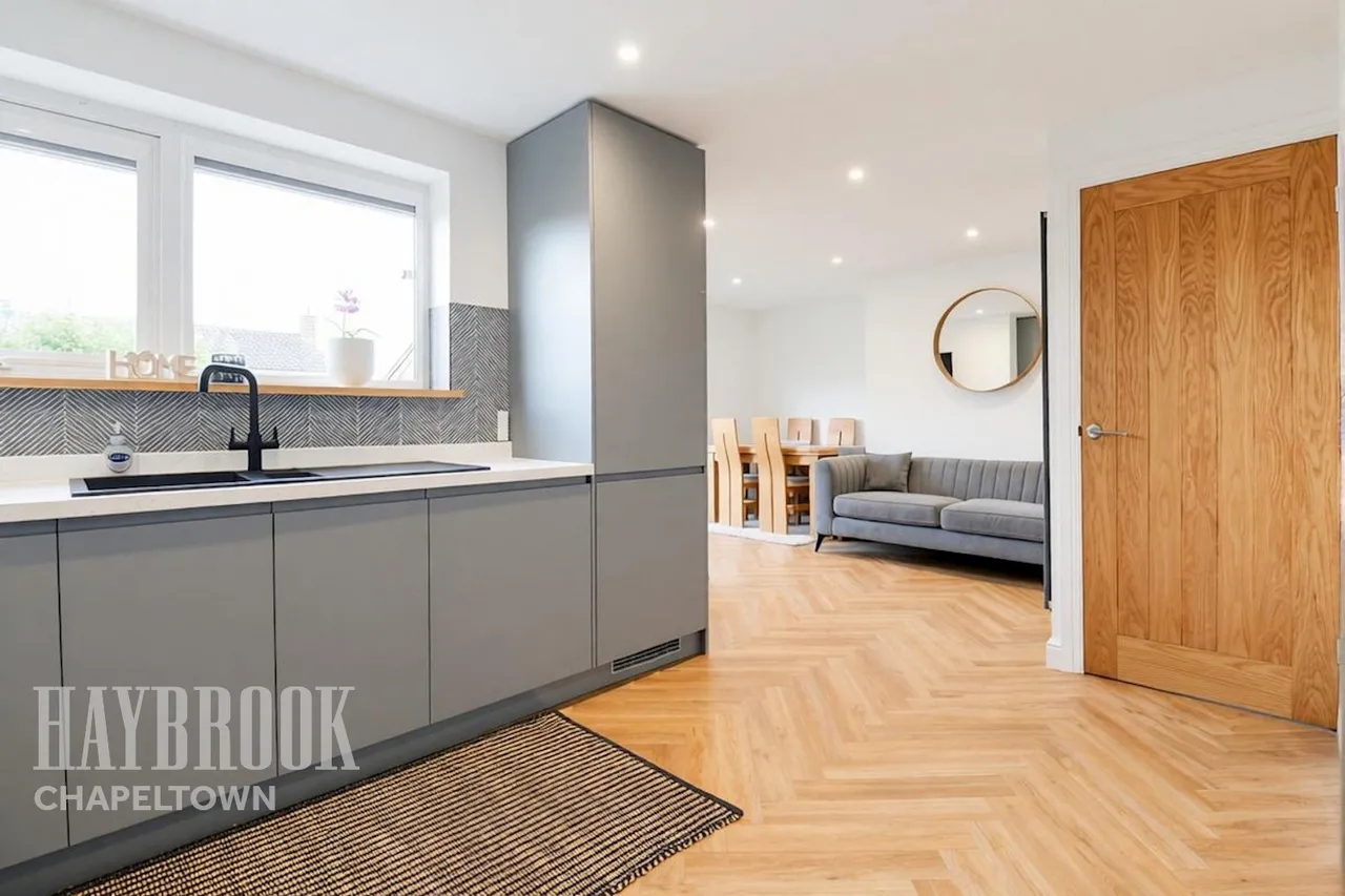 Wentworth Close, Thorpe Hesley, photo 6