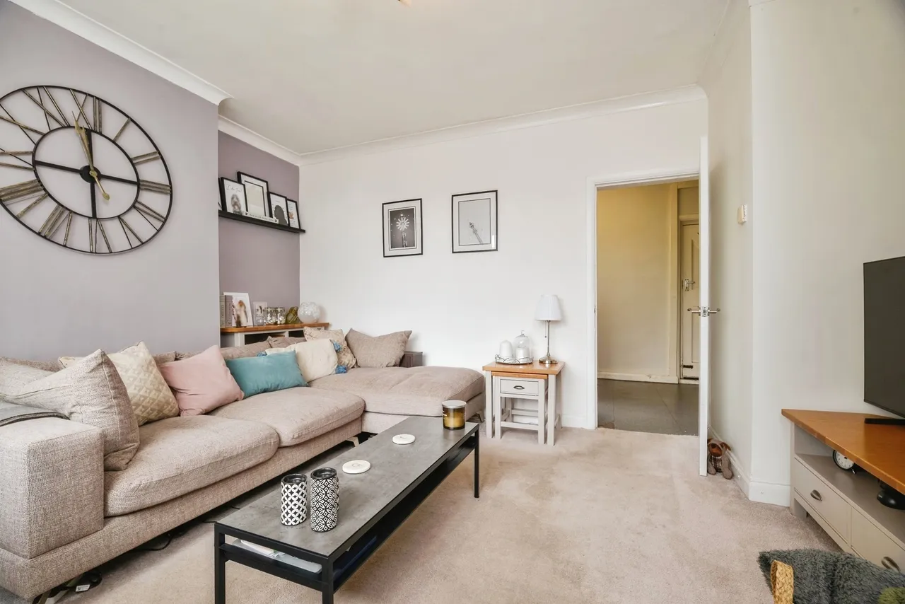 Regent Road, Middlesbrough, North Yorkshire, TS4, photo 2