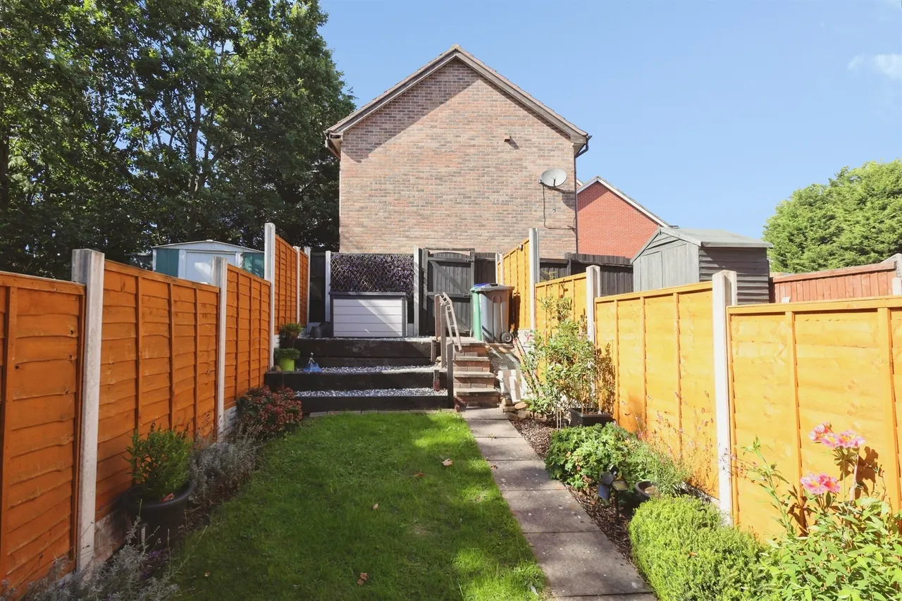 Delingpole Walk, Cradley Heath, photo 7